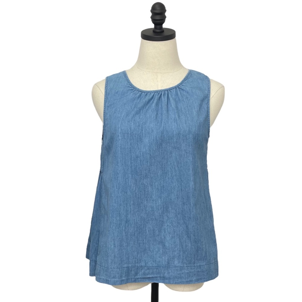Mod Ref  Button Back Chambray Sleeveless Top Blue Size Small